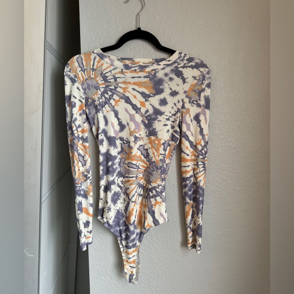 ELODIE Long Sleeved Tie-dye Ribbed
Bodysuit, S